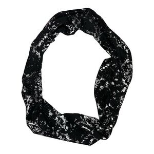 Abstract Silver Rose Scarf Black Size OS